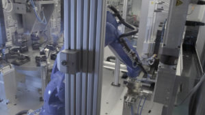 Brauner Elektrotechnik - Robotersystem - Arbeitsbeispiel